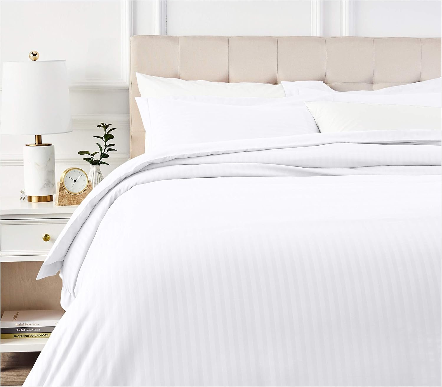 Amazon Basics Brushed Microfiber 3 Piece Duvet Cover Set, Full/Queen, Bright White, Striped