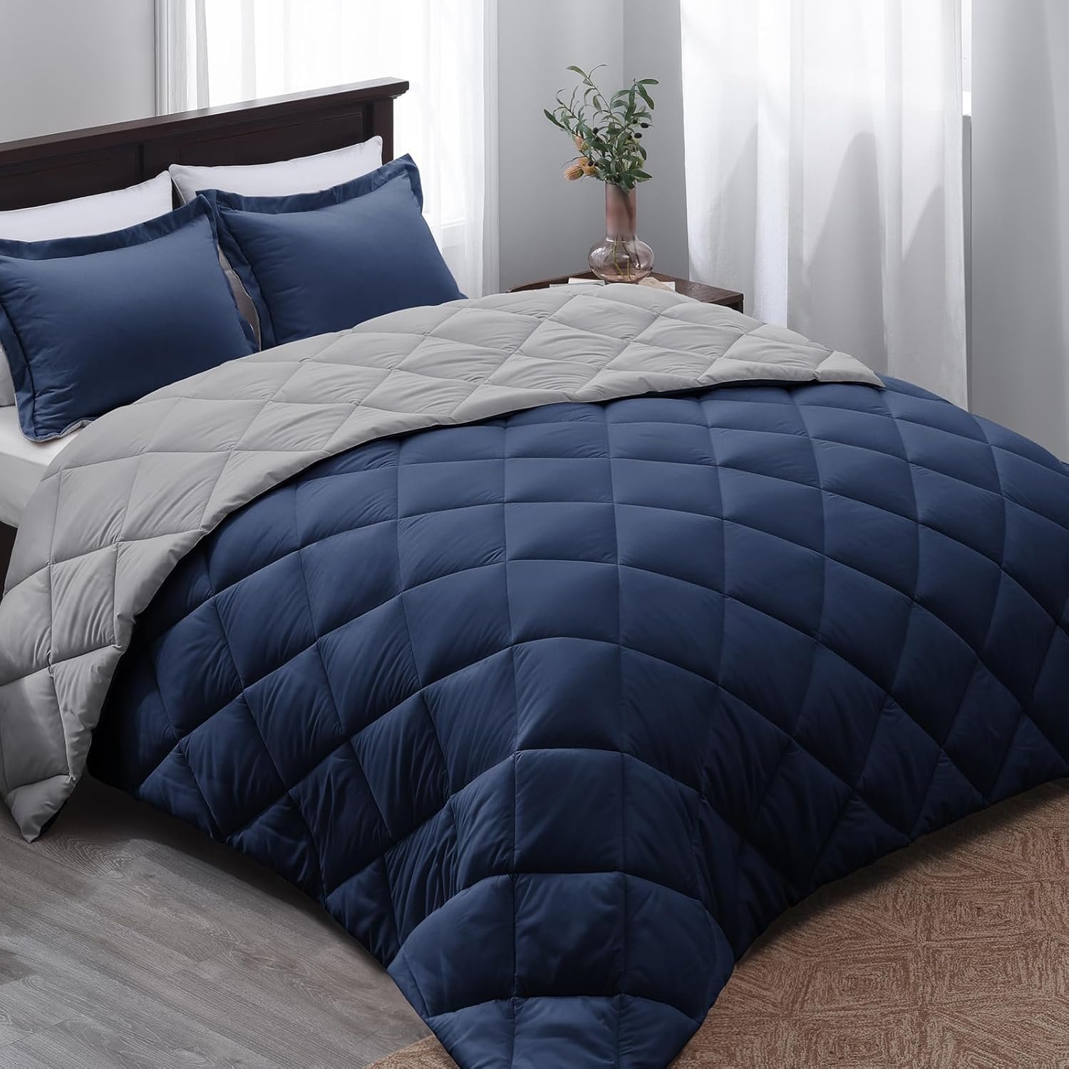 Basic Beyond Queen Comforter Set – Navy Blue Comforter Set Queen Size, Reversible Bed Comforter Queen Set for All Seasons, Navy/Grey, 1 Comforter (88″x92″) and 2 Pillow Shams (20″x26″+2″)